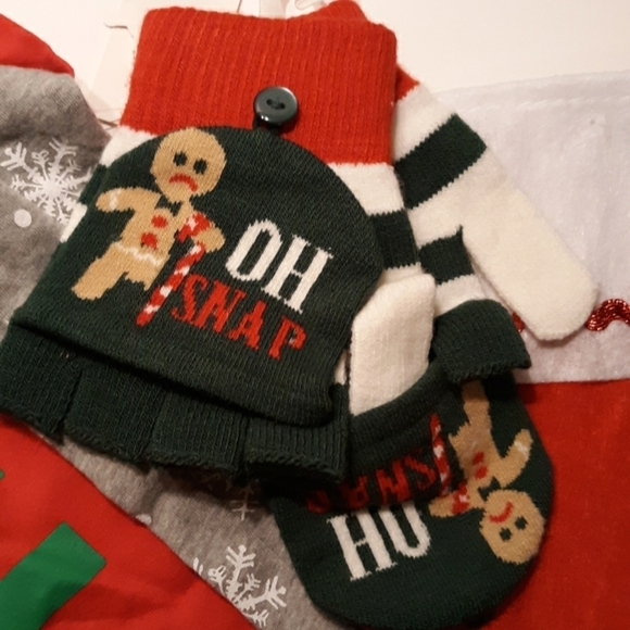 Wound Up Christmas shirt stocking glove set - Picture 2 of 5
